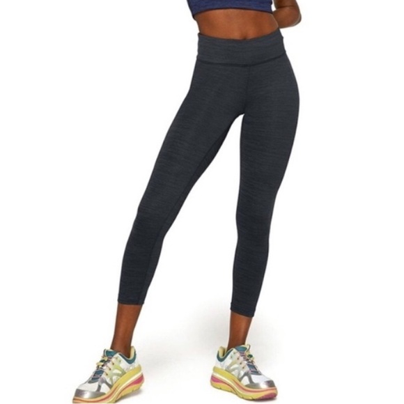 Outdoor Voices Leggings Womens XS TechSweat 7/8 Flex Leggings Gym Workout Hiking - Picture 8 of 8